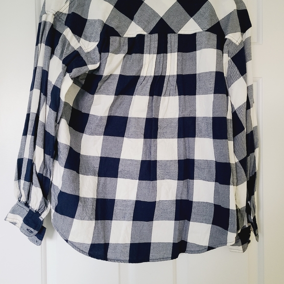 J. Crew open v-neck top in Buffalo check flannel - Picture 5 of 5